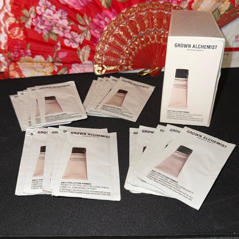 Grown Alchemist Anti-Pollution Primer. Comes in convenient sachets-Bundle of 20
